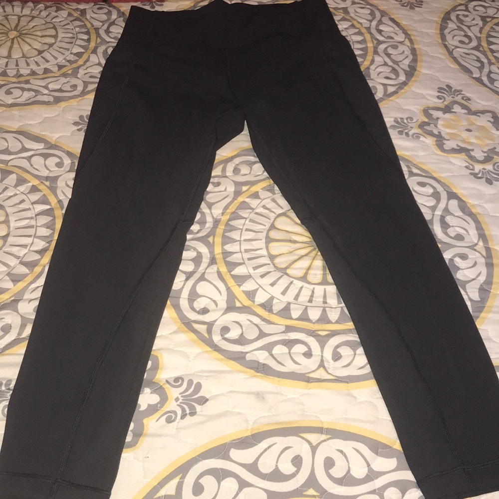 Lululemon Breezy Dot Tight
